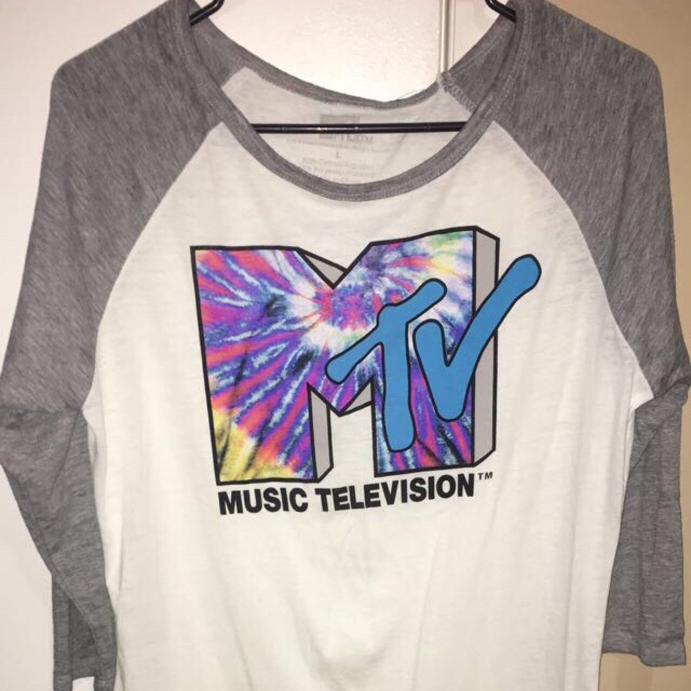 MTV logo shirt